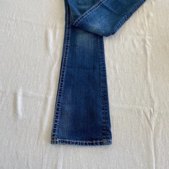 Miss Me 27 - Picture 2 of 4